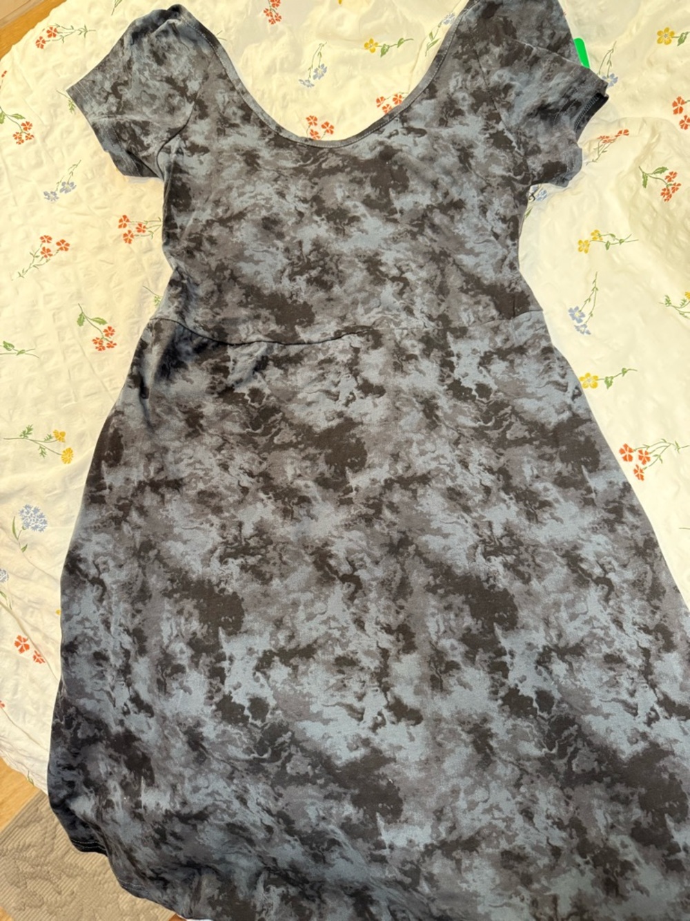Pact Scoop-Neck Tie-Dye Midi Dress in Charcoal and Slate